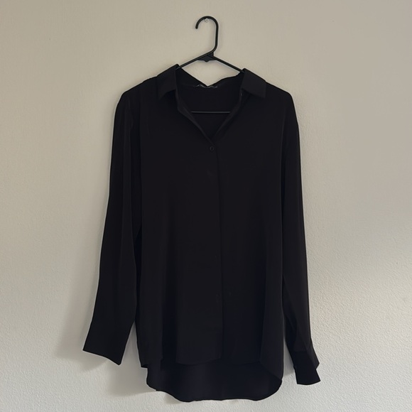 Speing Season Premium Women’s Button Down - Picture 2 of 2